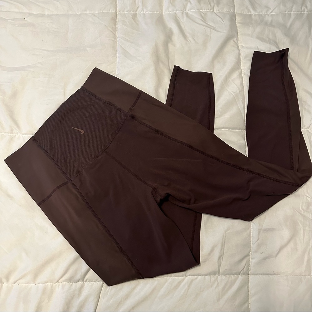 Brown Nike Yoga 3/4 Leggings